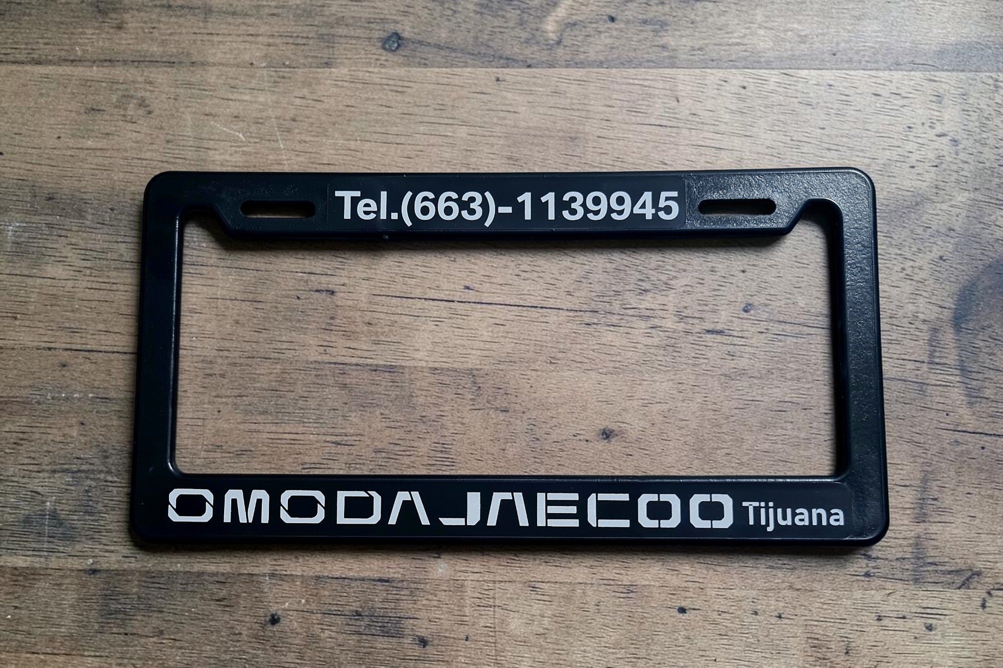 Portaplacas de plastico
